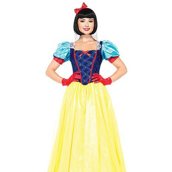 Spirit Dresses & Skirts - Spirit Halloween SNOW WHITE PRINCESS COUSTUME